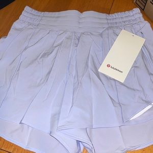 Lululemon Hotty Hot HR Short 4” *Lined